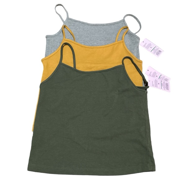 Set Of 3 WILD FABLE Crop Tanks, Women’s, Junior’s, Yellow, Green, Gray Bundle - Picture 3 of 5